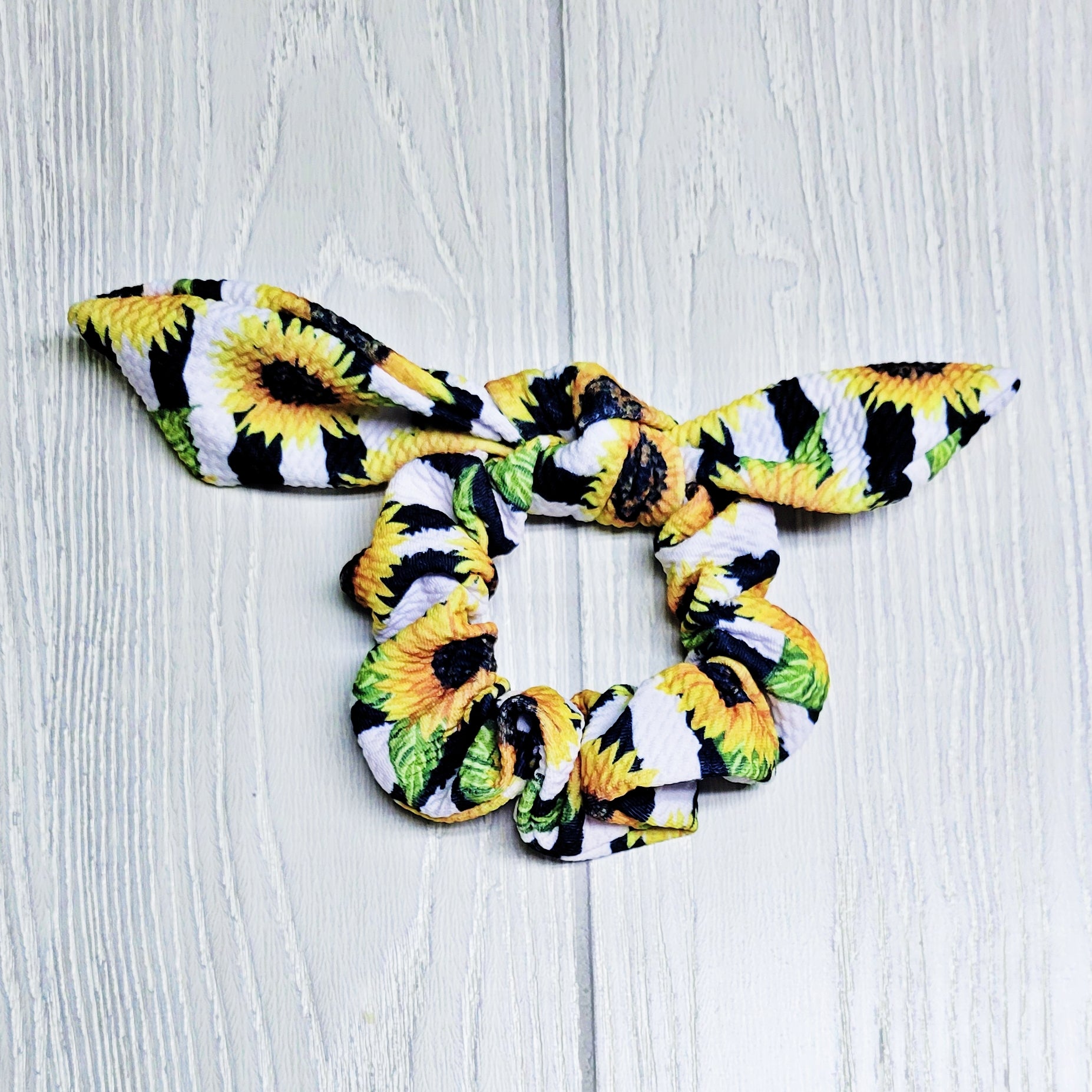 Knotted Sunflower Scrunchies